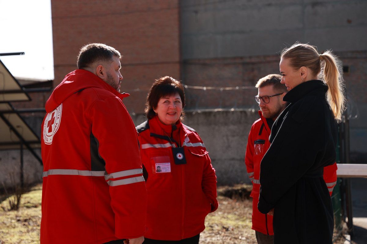 Червоний хрест 1