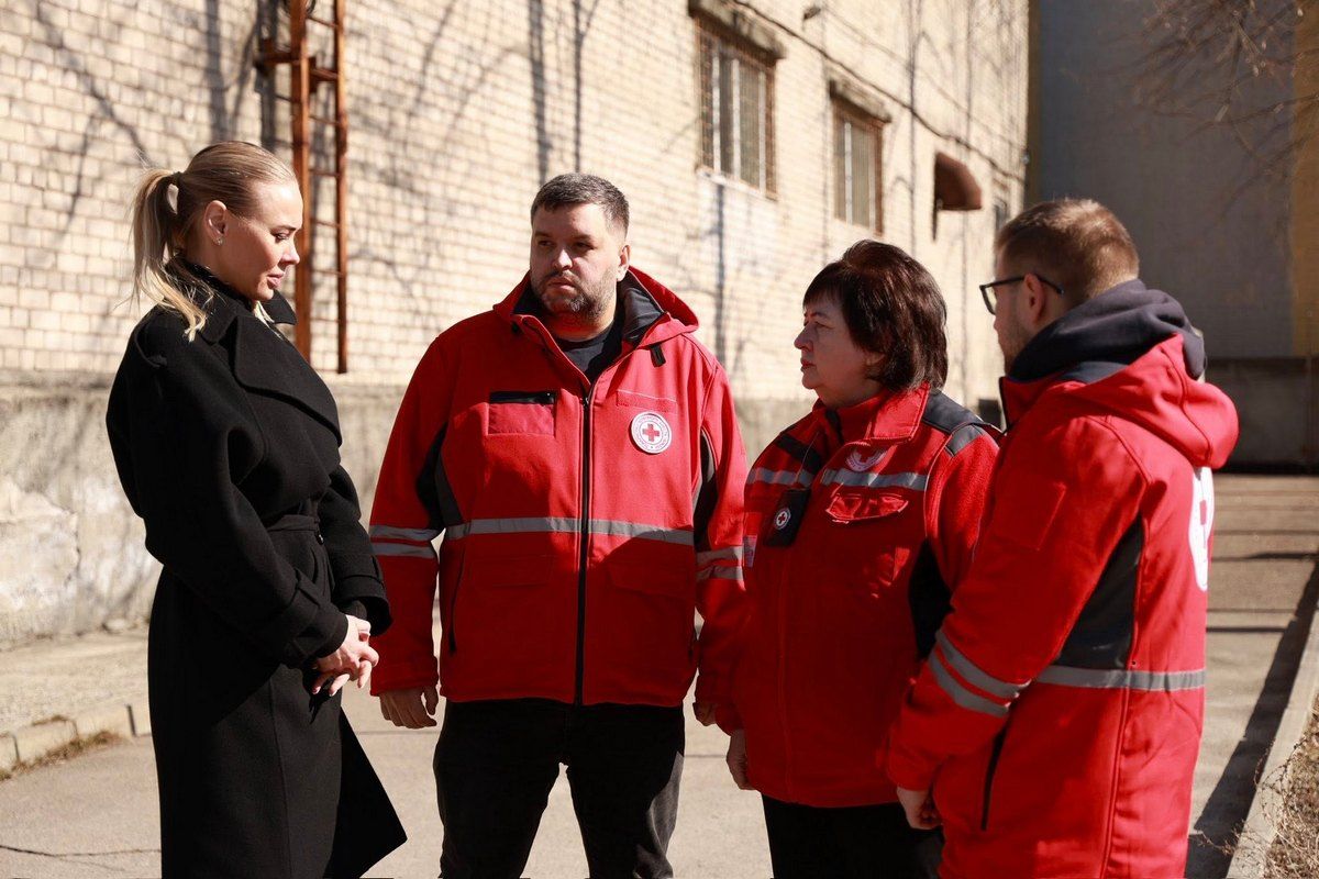 Червоний хрест 3