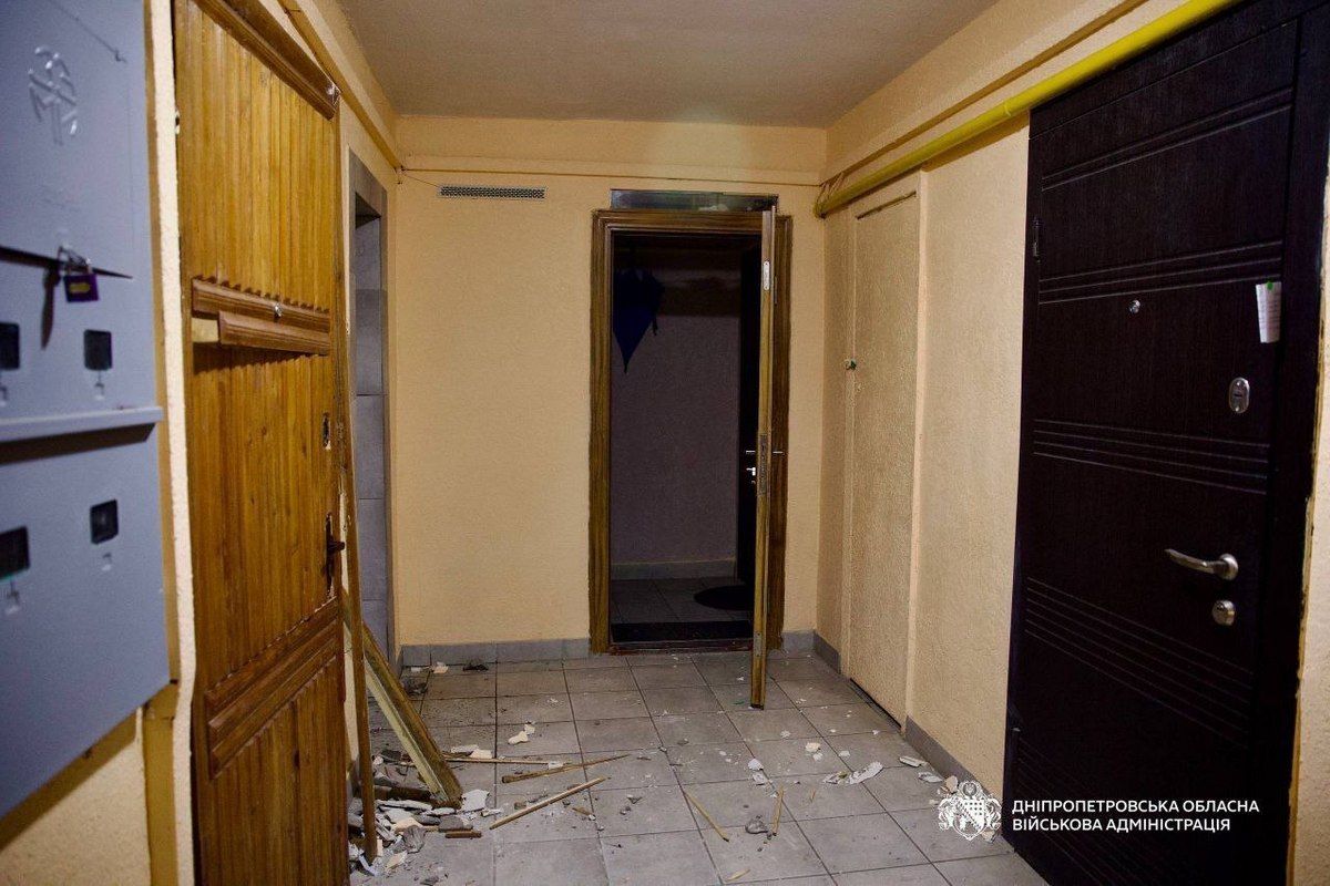 Постраждалих вже 10: у Дніпрі через удари дронів пошкоджені не менше 8 багатоповерхівок 6