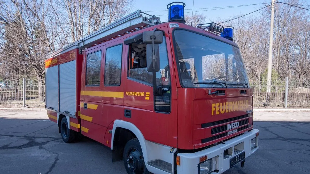 У Кам’янське прибула пожежна машина з Німеччини