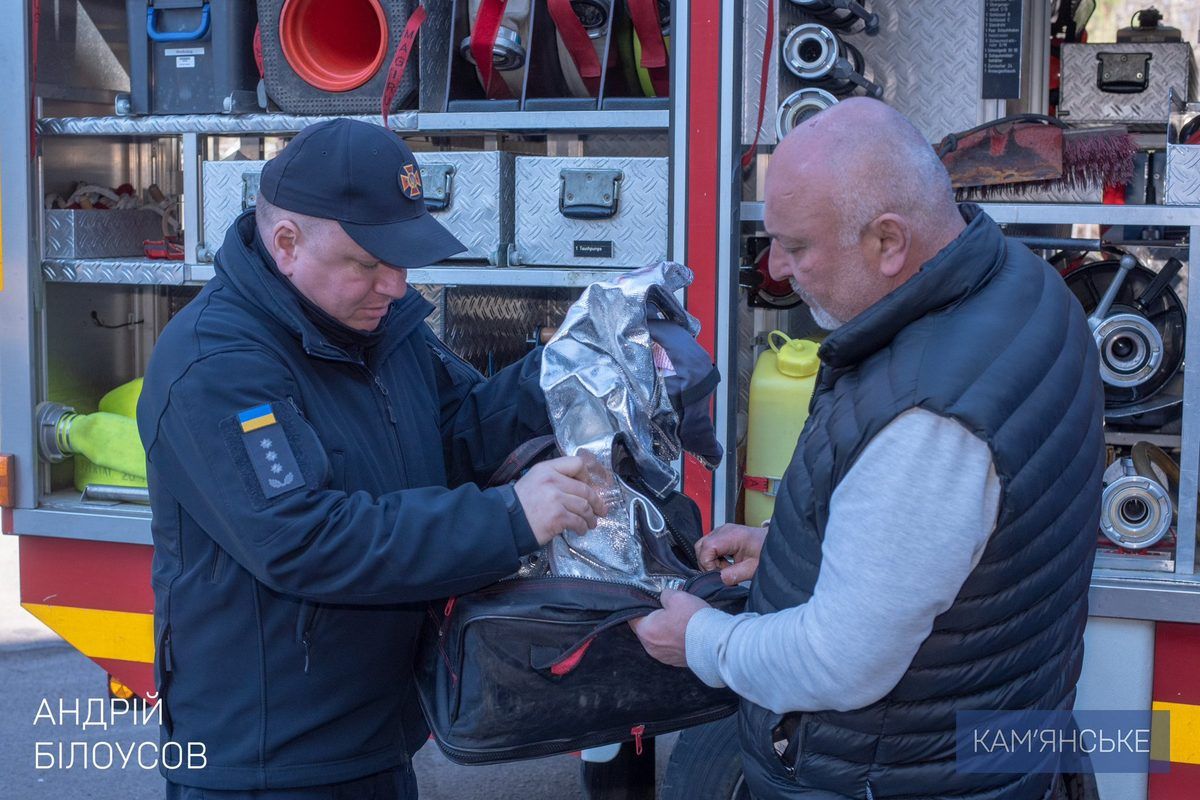 У Кам’янське прибула пожежна машина з Німеччини 5