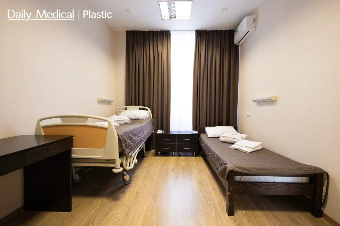 Одним із дієвих способів візуальної корекції очної зони є пластика верхніх повік Як покращити пропорції обличчя: ефективні методи та рекомендації 1