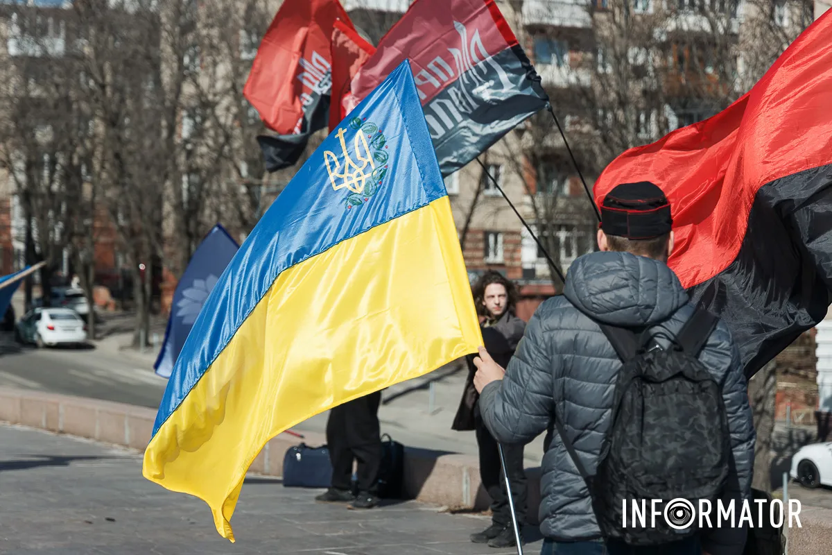 У Дніпрі до Дня Добровольця провели патріотичну ходу 4
