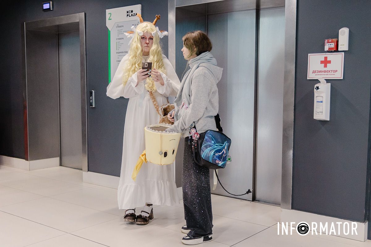 Запальний K-pop, конкурс косплеїв та химерні костюми: у Дніпрі проходив аніме-фестиваль 12