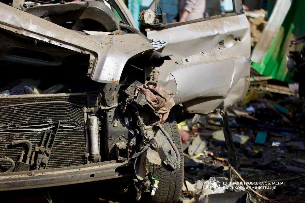 Пошкоджені 10 приватних будинків та заклад освіти Пошкоджені 10 приватних будинків та заклад освіти