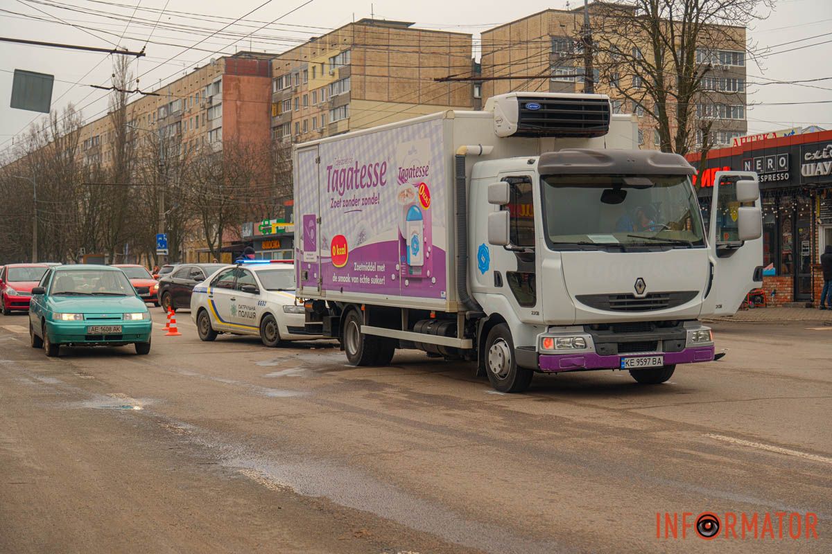 Станом на 10:10 на місці події працювали правоохоронці
