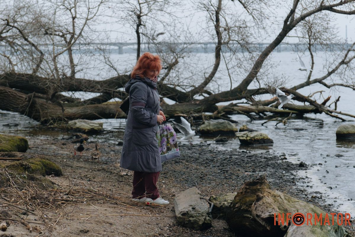 Дніпро у сірому: похмурий весняний день очима міста 25