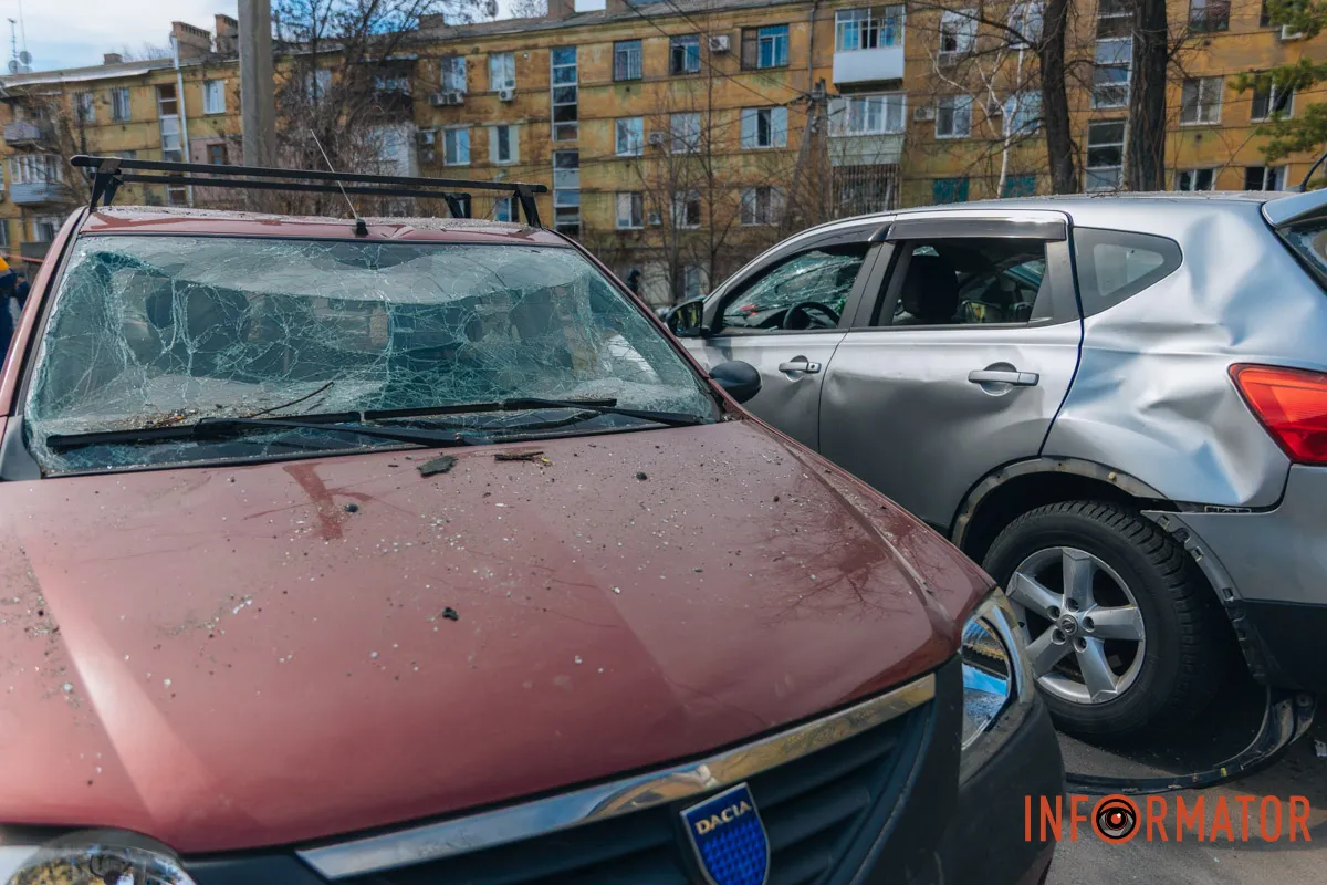 Побиті більше десятка авто фотореп 29