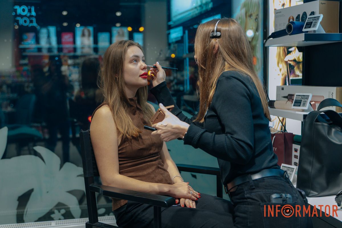 Окрему увагу під час події приділили актуальним трендам італійського beauty «Італійські тижні»: у Дніпрі відбувся івент, присвячений знайомству з італійськими косметичними брендами 17