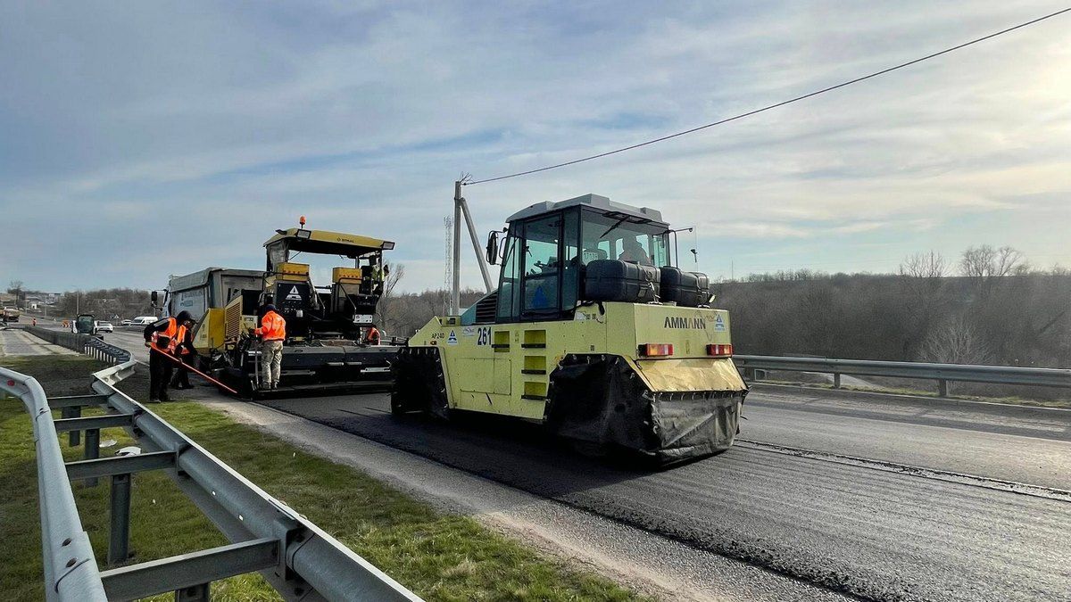 Наприкінці лютого 2026 року дану ділянку перекрили через просідання асфальту