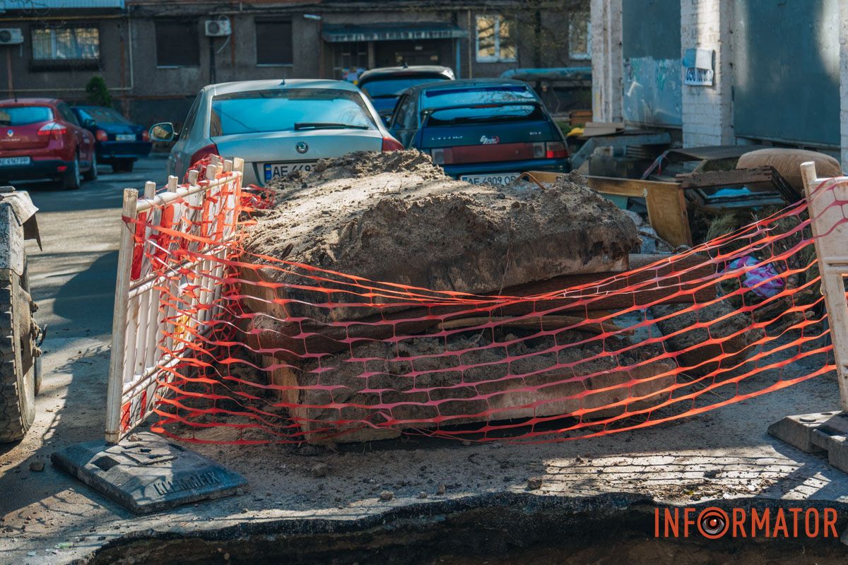 Як у Дніпрі просувається ремонт дороги на Перемозі, де провалився під землю сміттєвоз 6