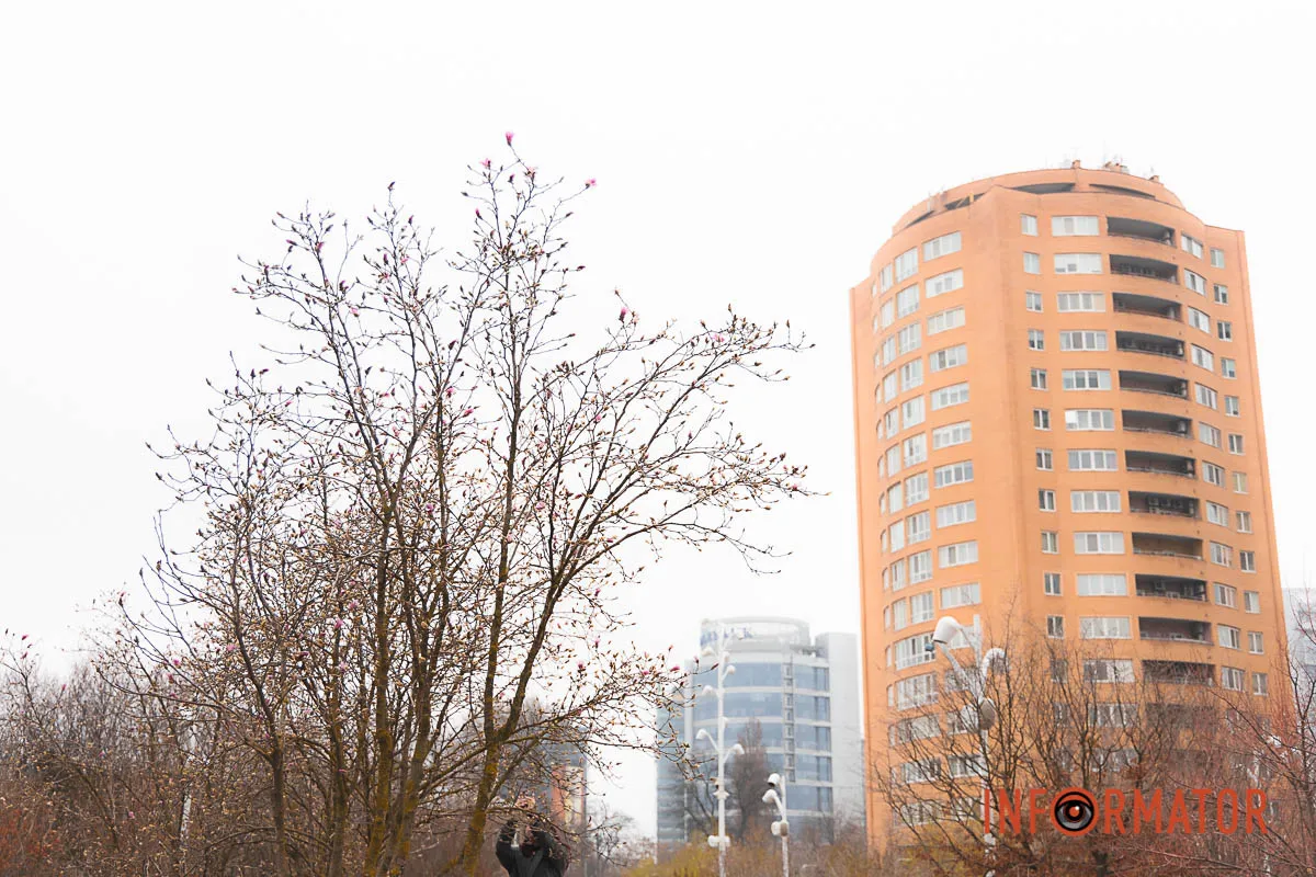 Весняний настрій на площі