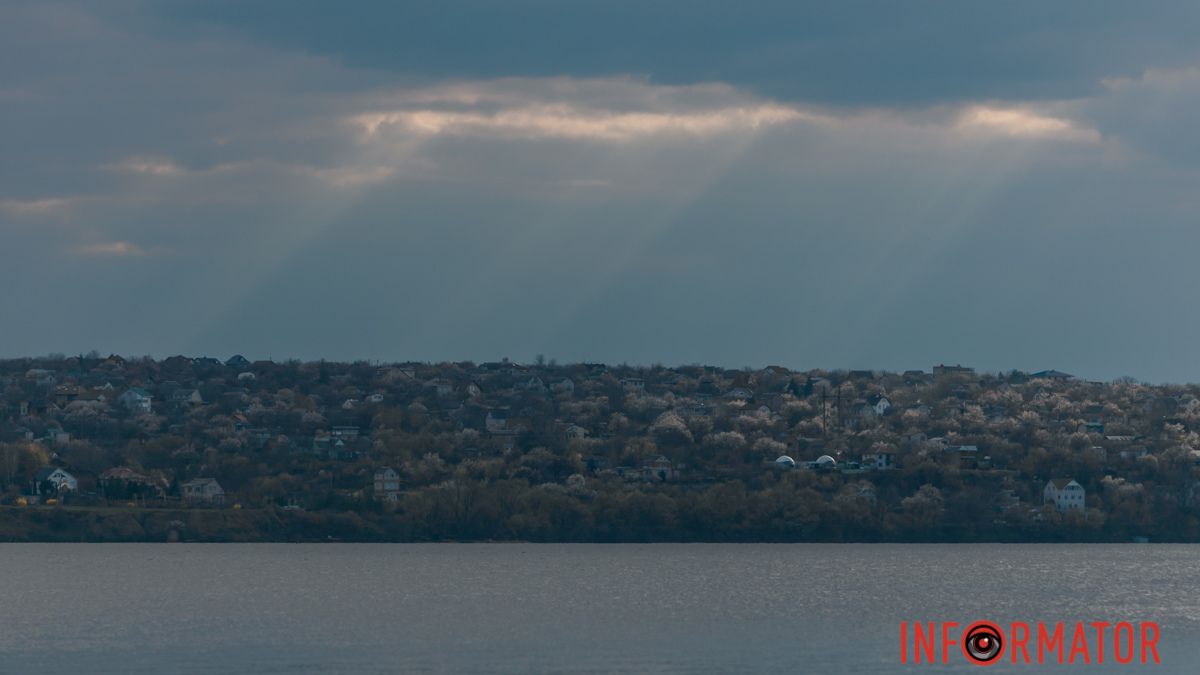 Облачное небо в течение дня: какой будет погода 1 апреля в Днепре