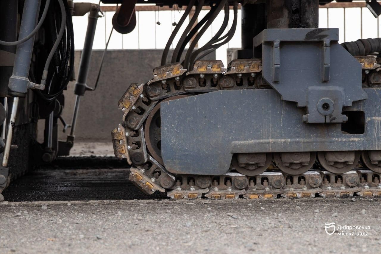 Зараз у Дніпрі працюють сім бригад