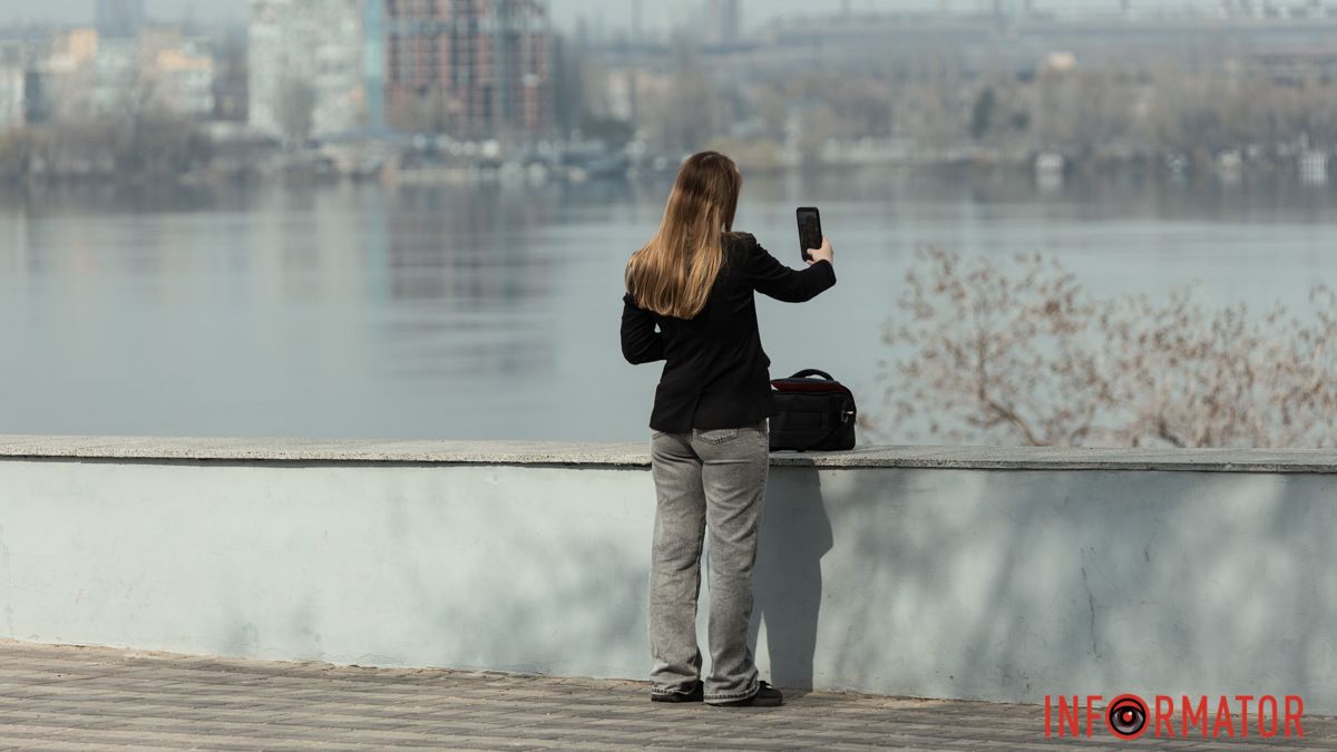 Справжнє цвітіння ще попереду: у Дніпрі весна завітала у парк Шевченка