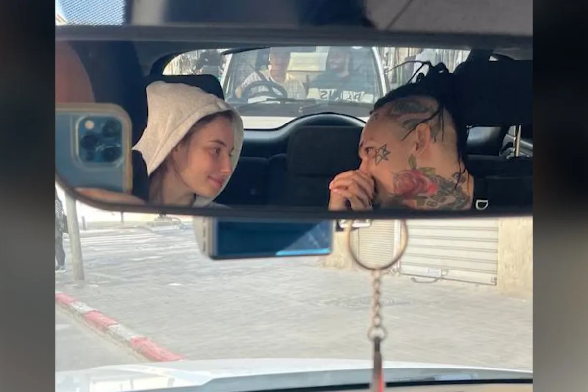 Перша зустріч блогерки та репера