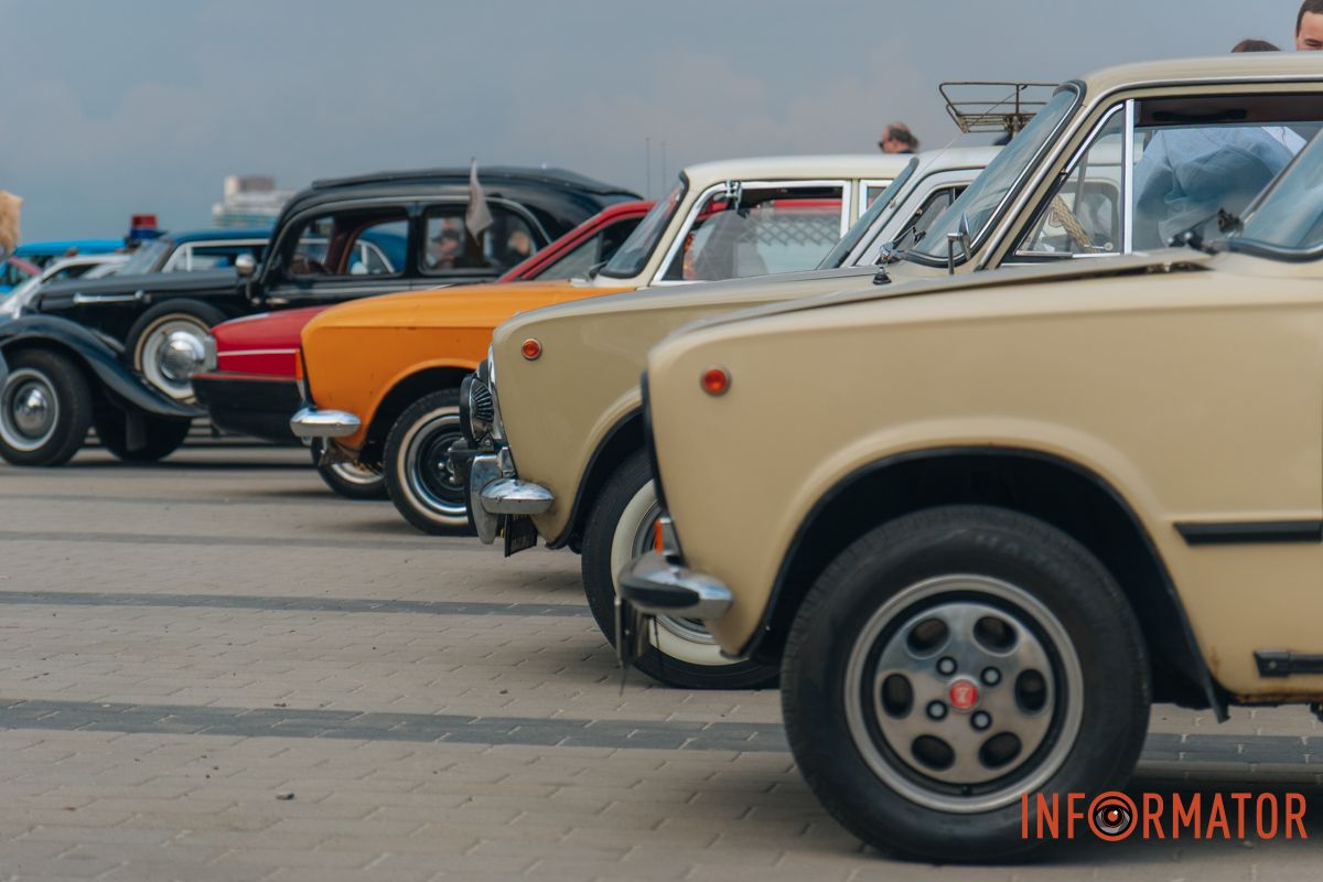 Різні кольори Різні кольори