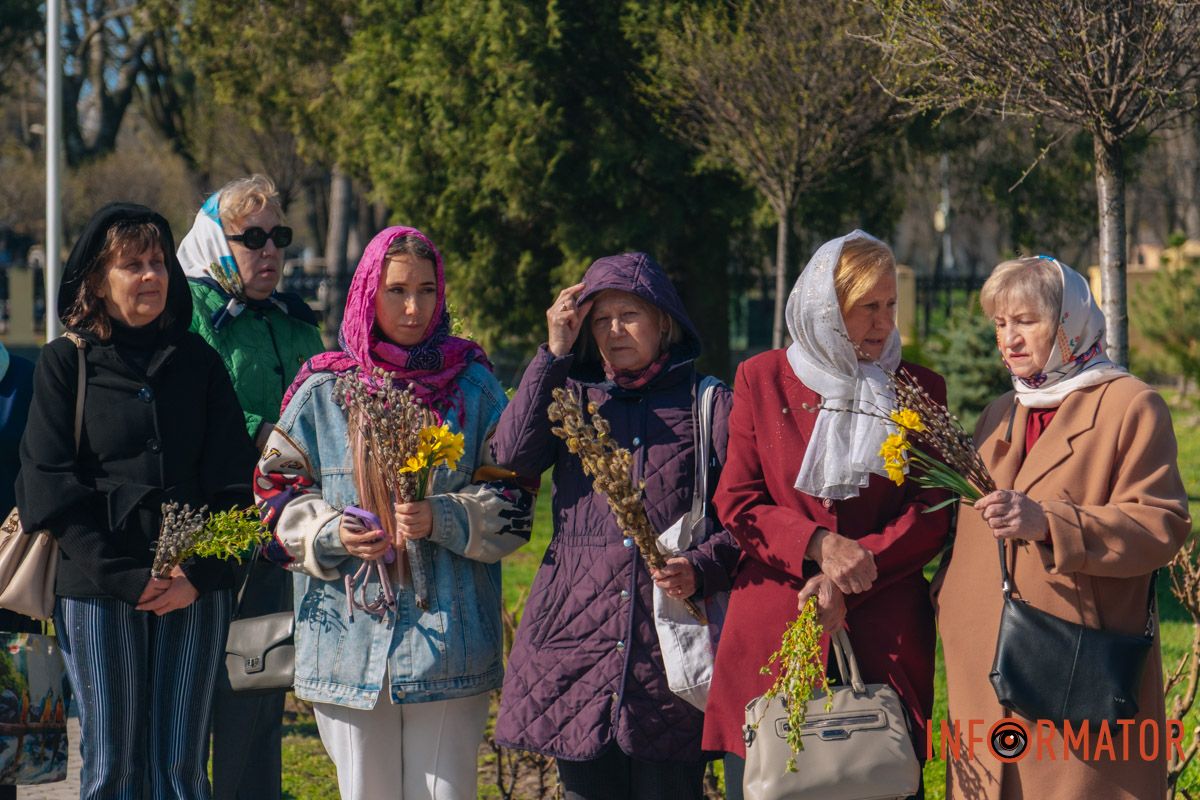 О евангельском событии, которое вспоминают в этот праздник, подробно рассказывают все четыре евангелиста