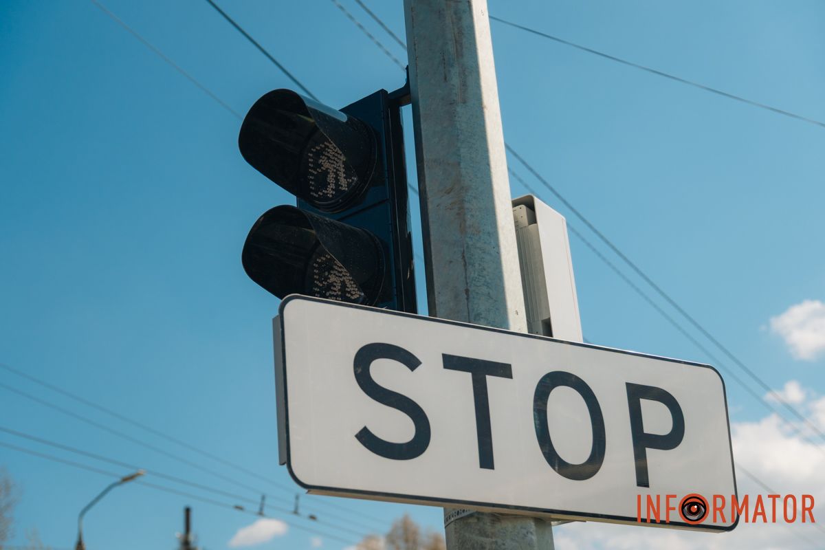 Світлофори технічно готові до роботи, однак їх увімкнуть після комісійного обстеження та офіційного введення в експлуатацію Світлофори технічно готові до роботи, однак їх увімкнуть після комісійного обстеження та офіційного введення в експлуатацію