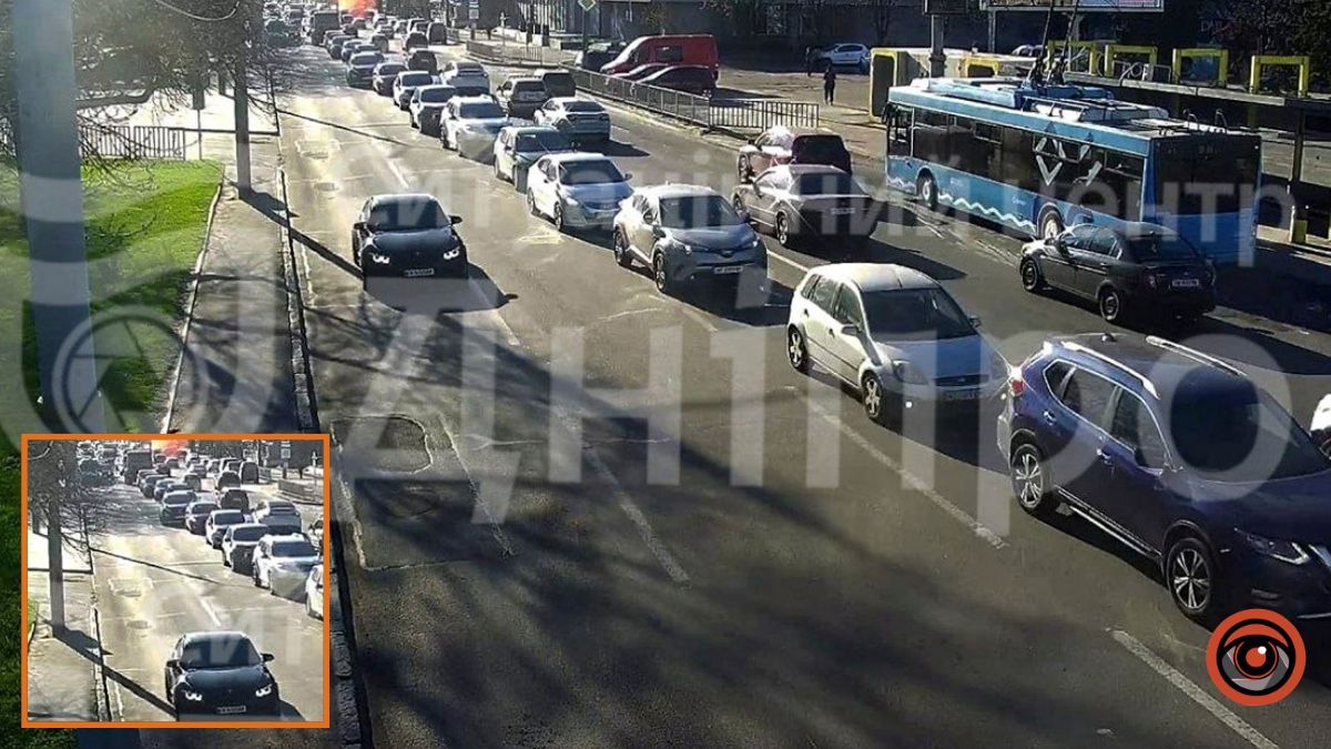 У Дніпрі на Січеславській Набережній ускладнений рух: деталі