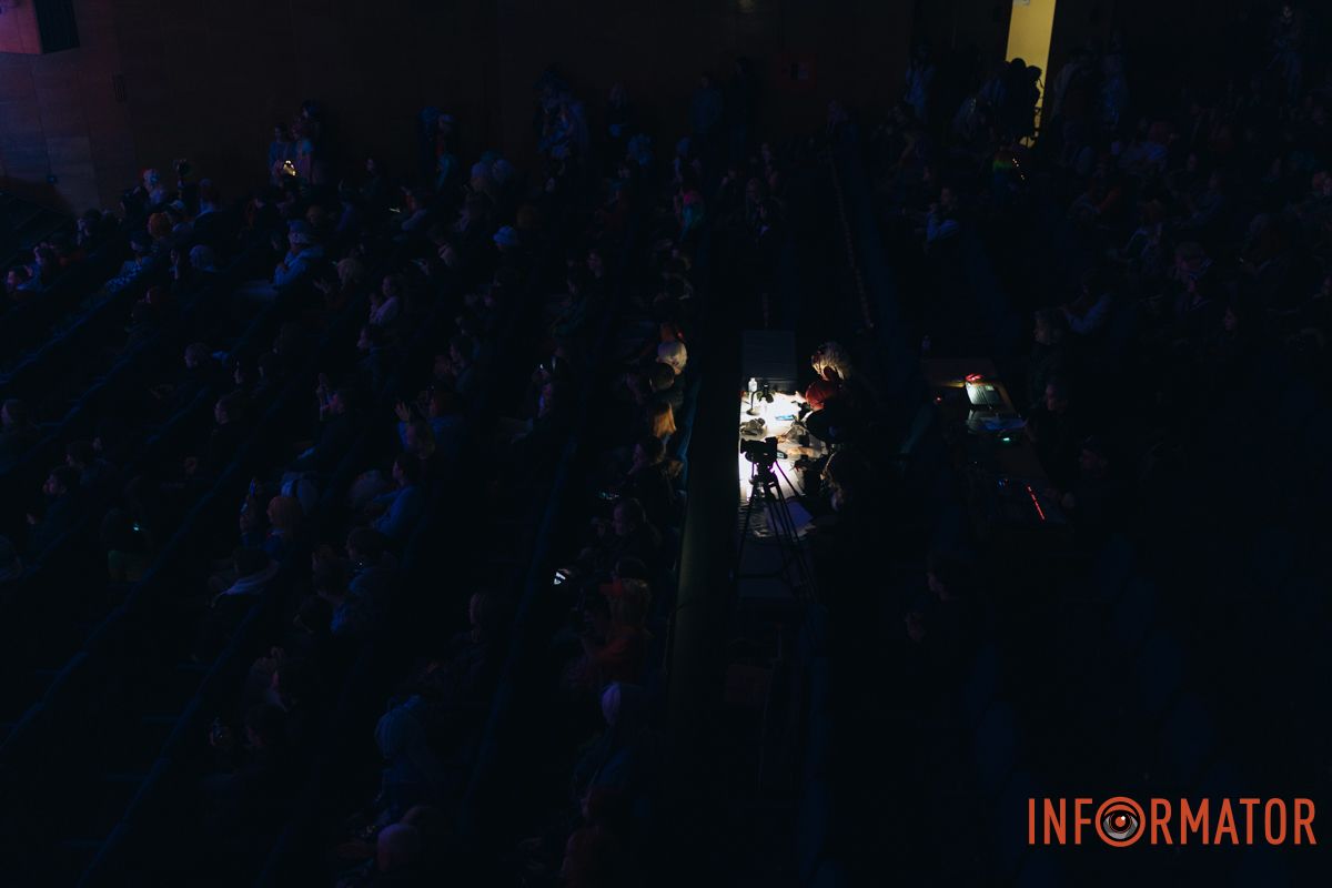 Маленький осередок Японії: у Дніпрі відбувся атмосферний захід з аніме та косплею, шукай себе на фото Інформатора 4