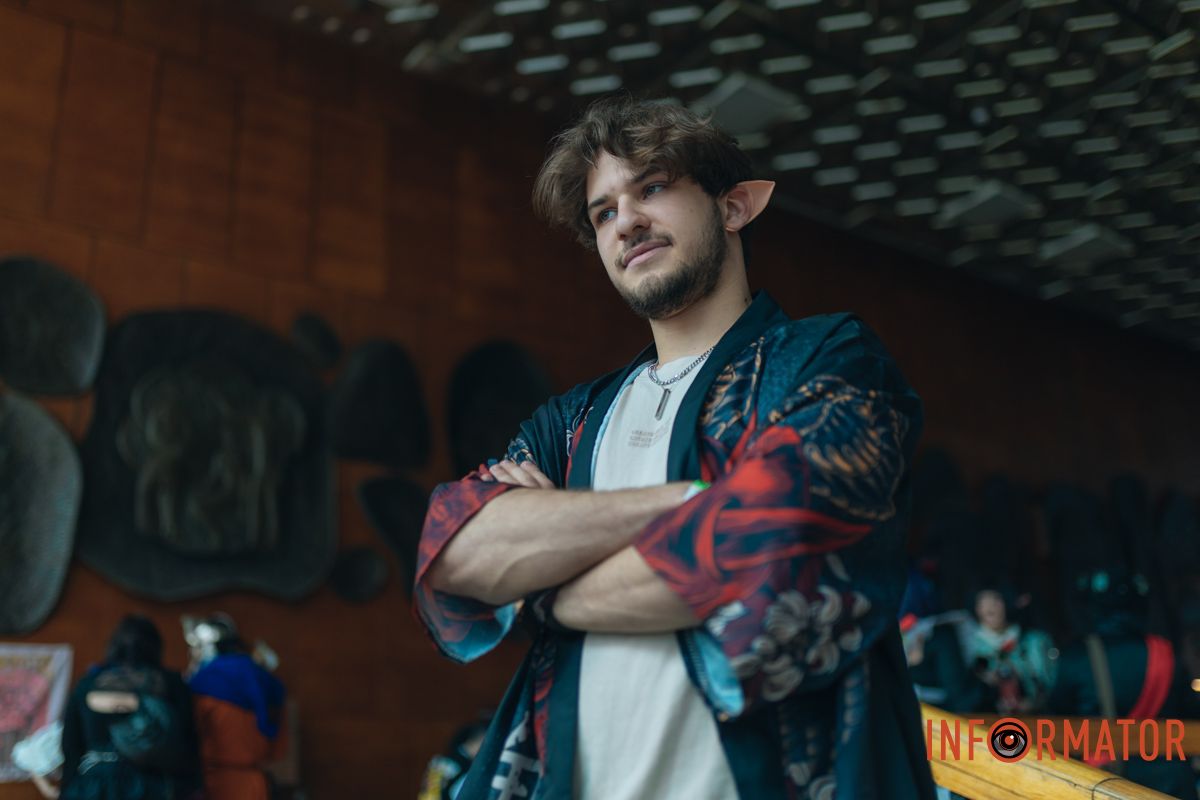 Маленький осередок Японії: у Дніпрі відбувся атмосферний захід з аніме та косплею, шукай себе на фото Інформатора 32