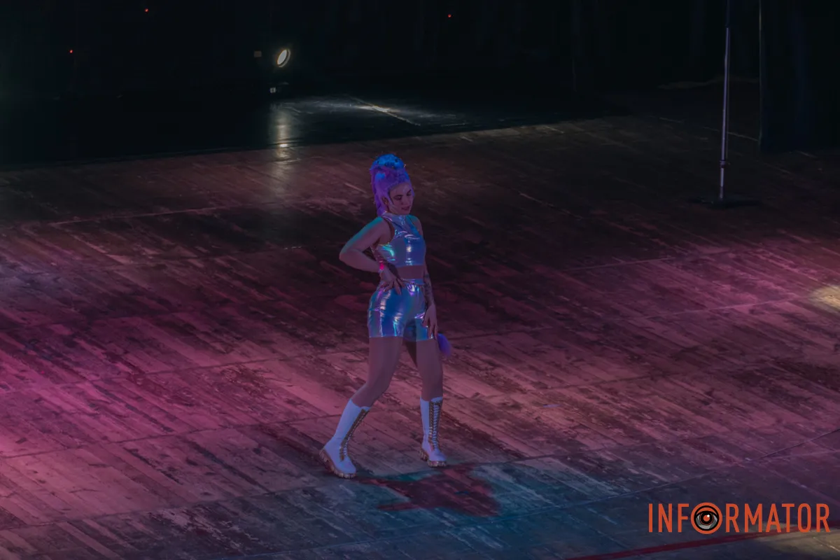 Маленький осередок Японії: у Дніпрі відбувся атмосферний захід з аніме та косплею, шукай себе на фото Інформатора 37