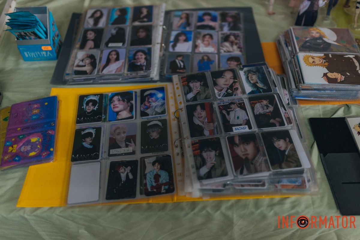 Маленький осередок Японії: у Дніпрі відбувся атмосферний захід з аніме та косплею, шукай себе на фото Інформатора 43