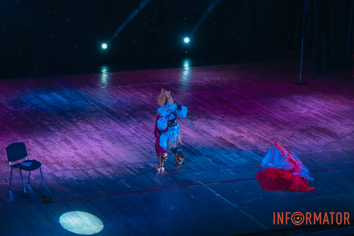 Маленький осередок Японії: у Дніпрі відбувся атмосферний захід з аніме та косплею, шукай себе на фото Інформатора 51