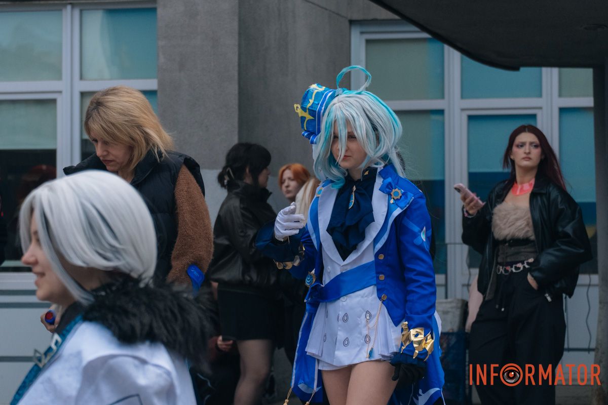 Маленький осередок Японії: у Дніпрі відбувся атмосферний захід з аніме та косплею, шукай себе на фото Інформатора 67