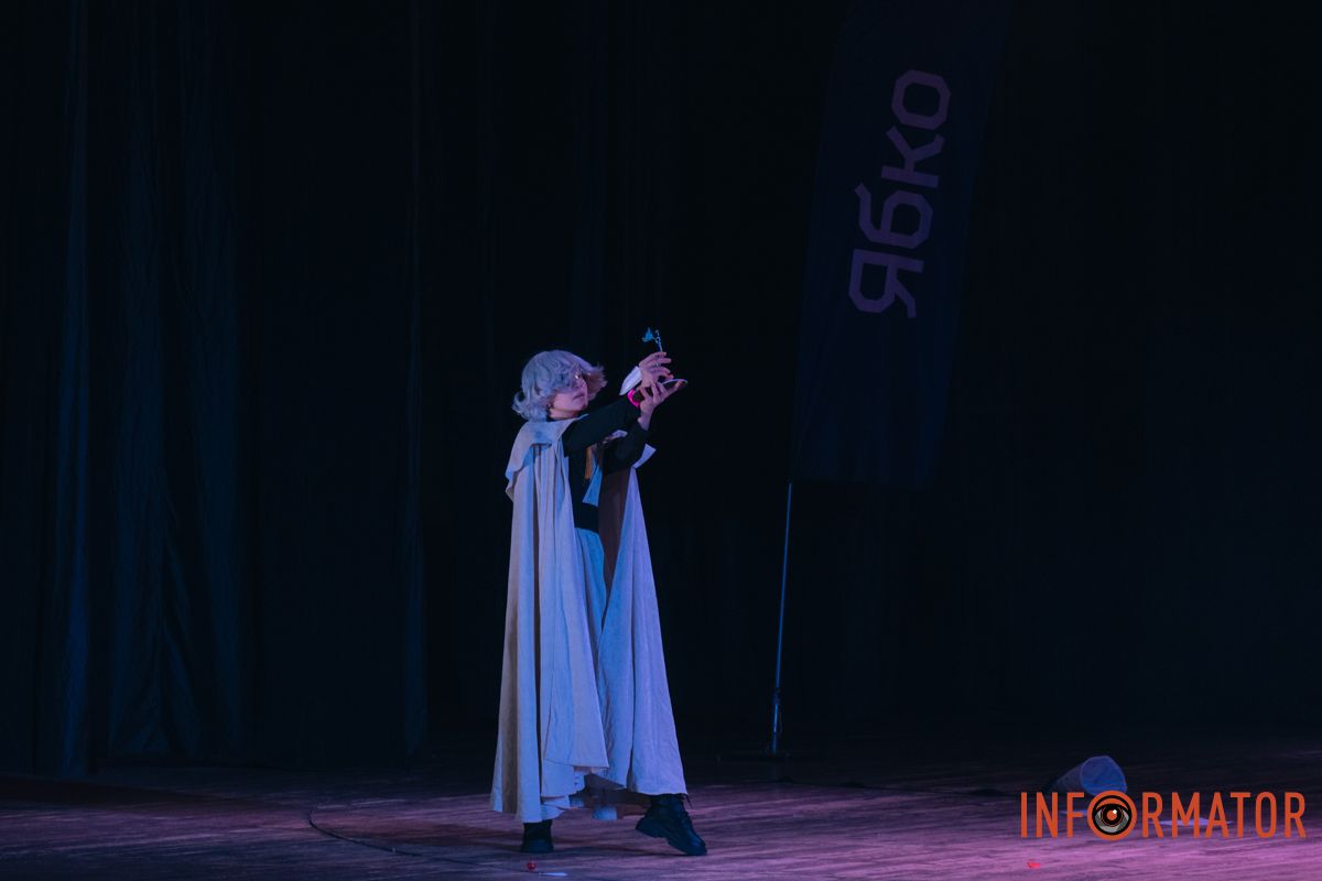 Маленький осередок Японії: у Дніпрі відбувся атмосферний захід з аніме та косплею, шукай себе на фото Інформатора 64