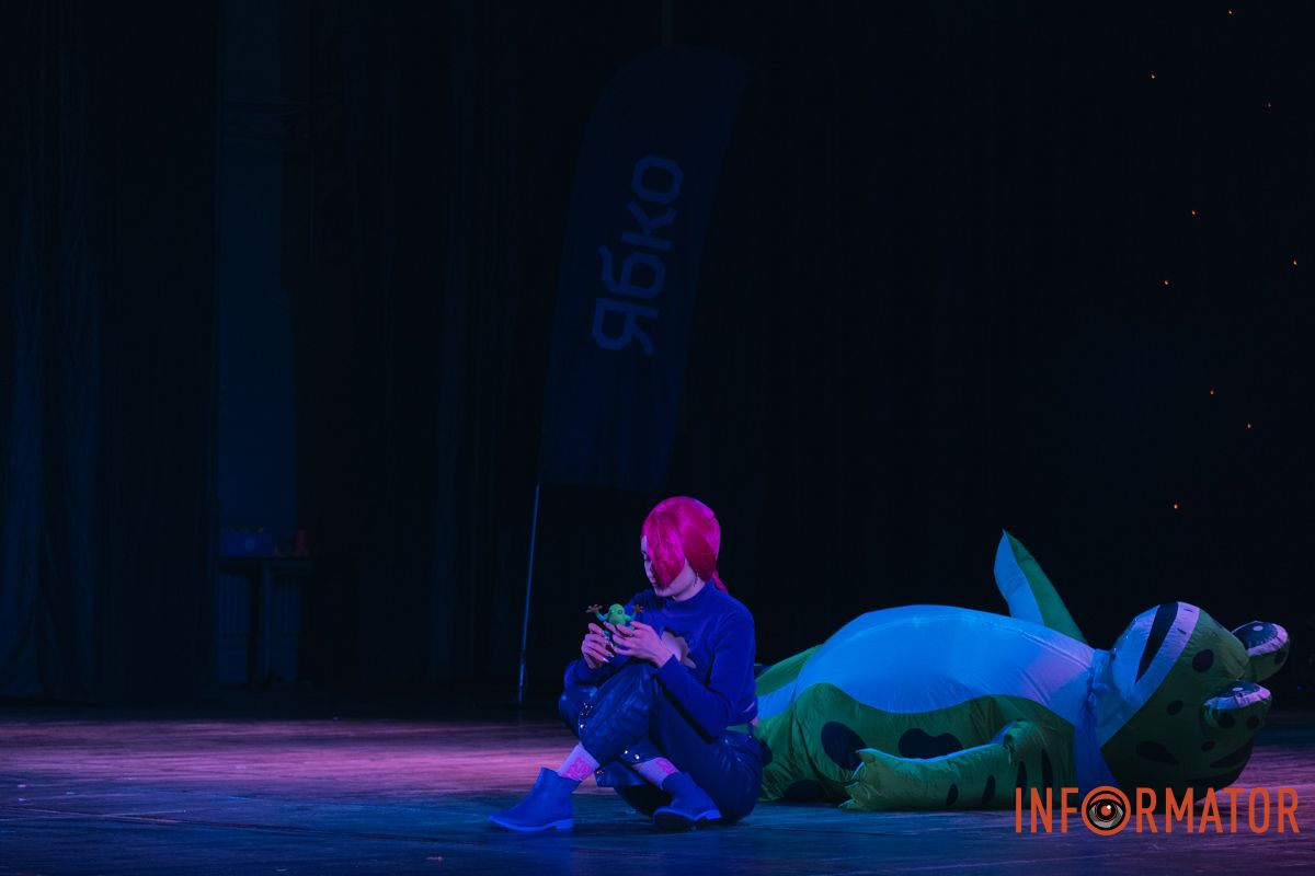 Маленький осередок Японії: у Дніпрі відбувся атмосферний захід з аніме та косплею, шукай себе на фото Інформатора 89