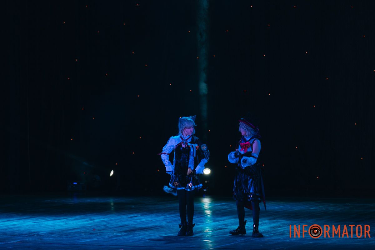 Маленький осередок Японії: у Дніпрі відбувся атмосферний захід з аніме та косплею, шукай себе на фото Інформатора 84