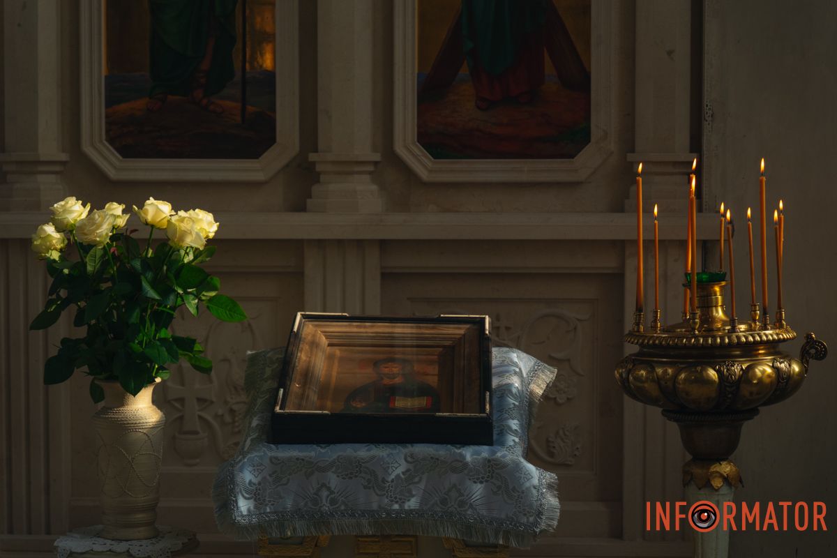 Вогонь свічки як символ вічного життя та віри