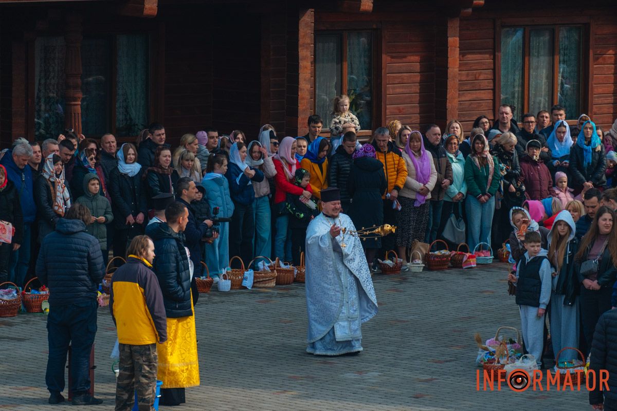 Скрипочка грає - Хресту співаймо
