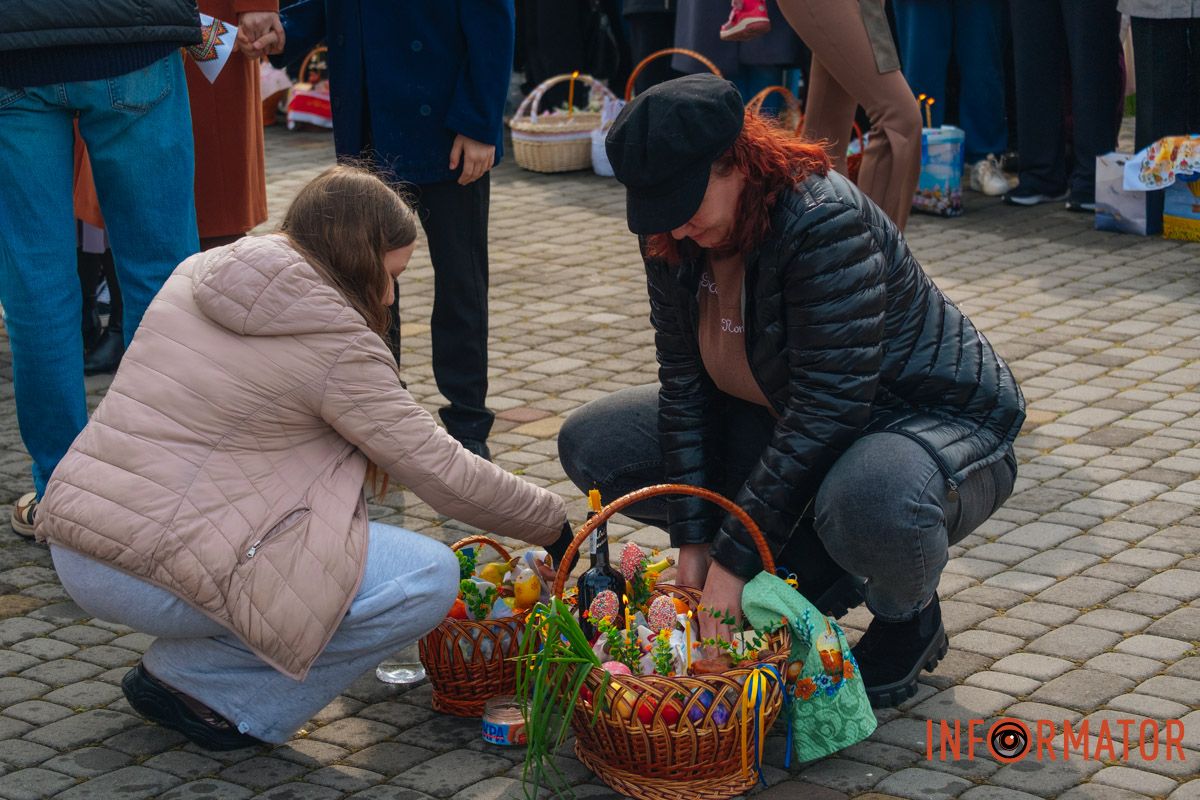 Свято відчувається навіть у час війни
