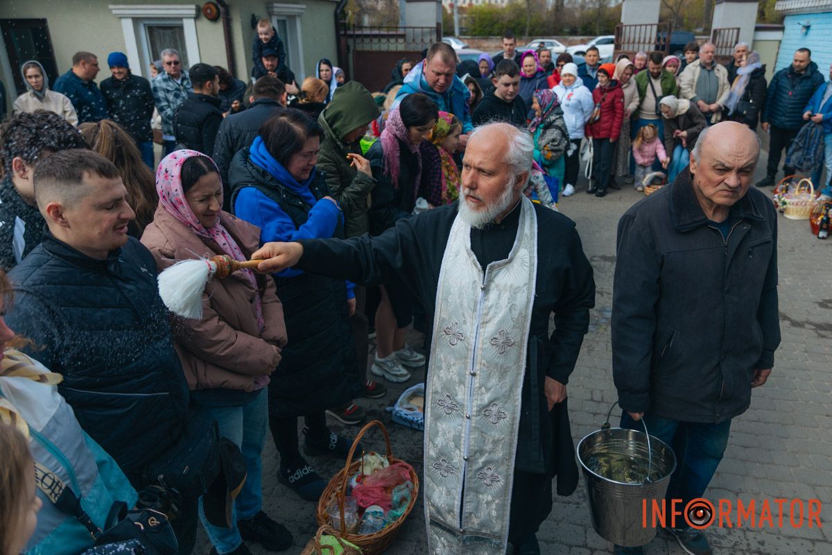 Великдень у стінах старовинної святині
