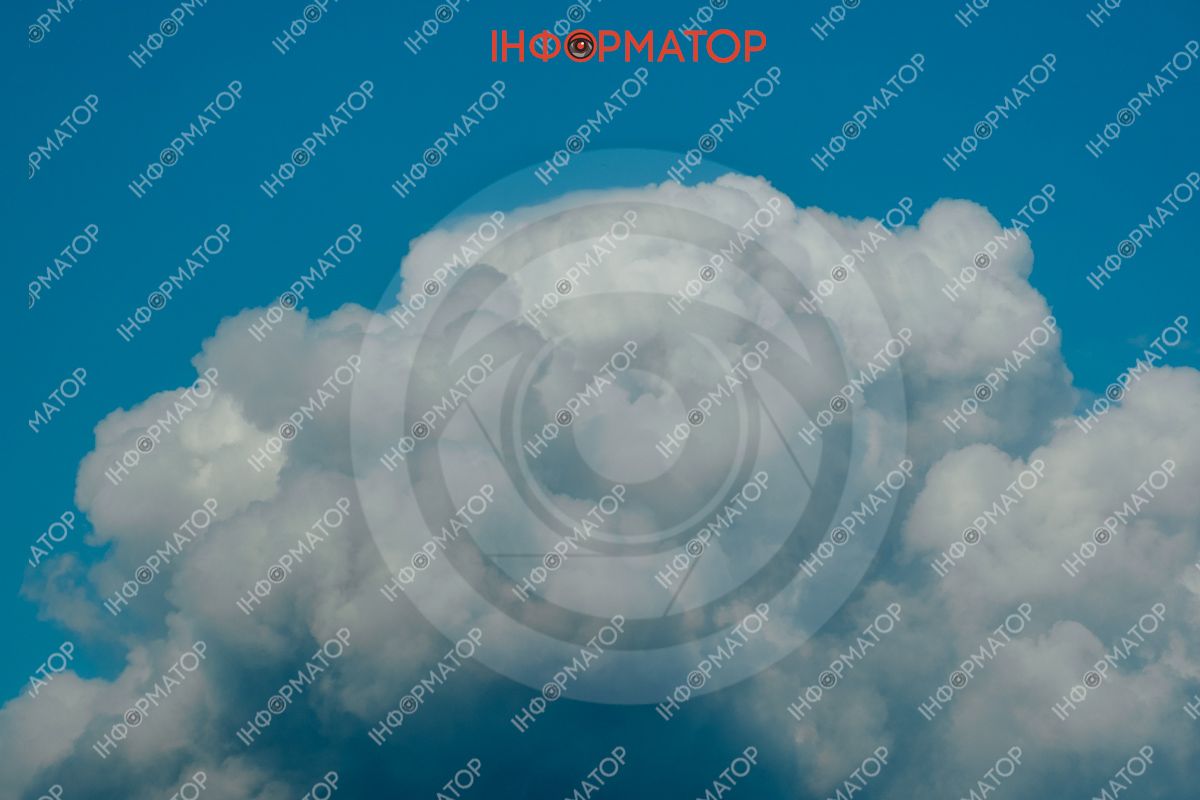 Кількість постраждалих зросла: дим від пожежі, що виникла через ворожу атаку, видно по усьому Дніпру 3