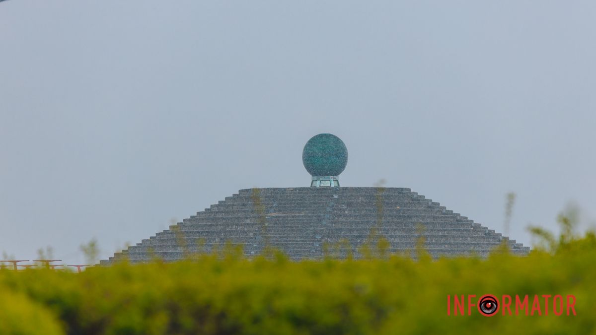 “Жовтий” рівень небезпеки: у Дніпрі та області прогнозують заморозки на поверхні ґрунту