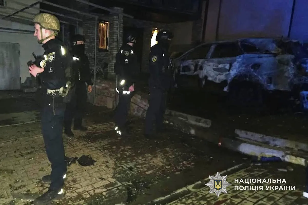 "Потвори понівечили майстерню в школі та гуртожиток": на "прильоти" у Дніпрі відреагував мер Філатов, пошкоджений пансіонат для літніх людей 4