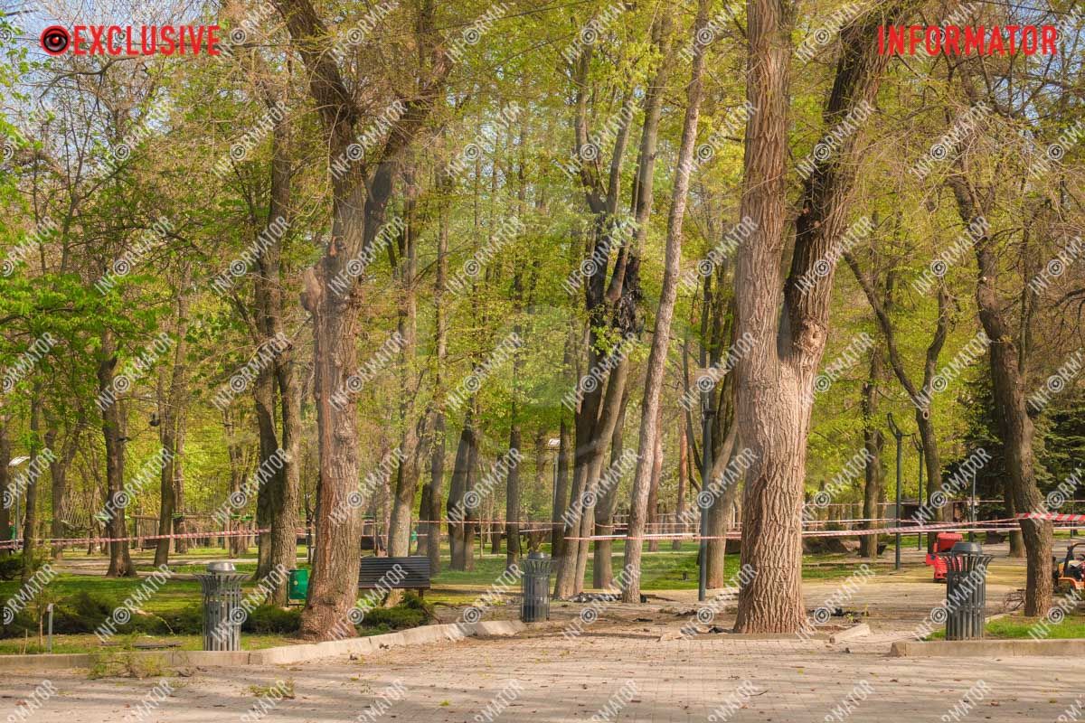 Дрони впали біля дитячого майданчика: що відбувається у парку Шевченка у Дніпрі 14
