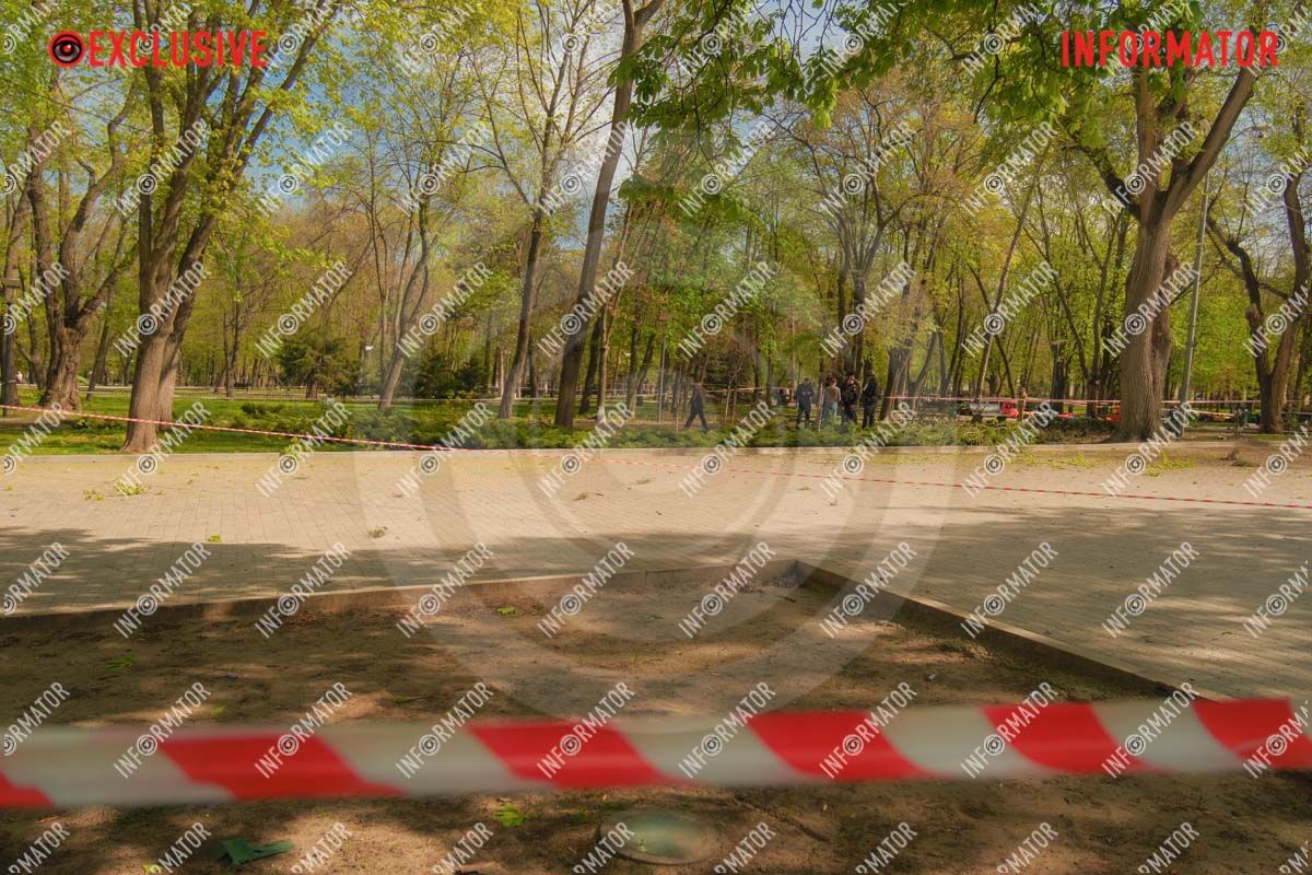 Дрони впали біля дитячого майданчика: що відбувається у парку Шевченка у Дніпрі 8