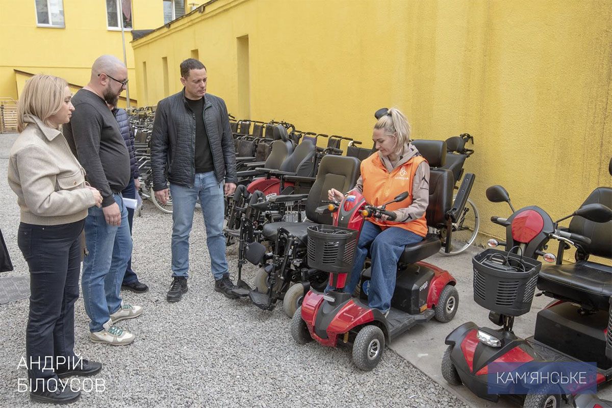 В Каменское прибыло 10 тонн гуманитарной помощи из Германии 7