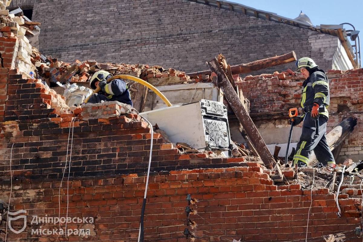 «Це просто якийсь нескінченний жах»: мер Дніпра Борис Філатов відреагував на удари рф по місту 2