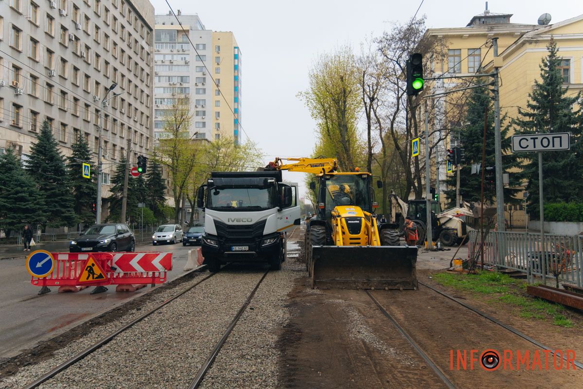 У Дніпрі перекрили вулицю Паторжинського: як курсує транспорт 6