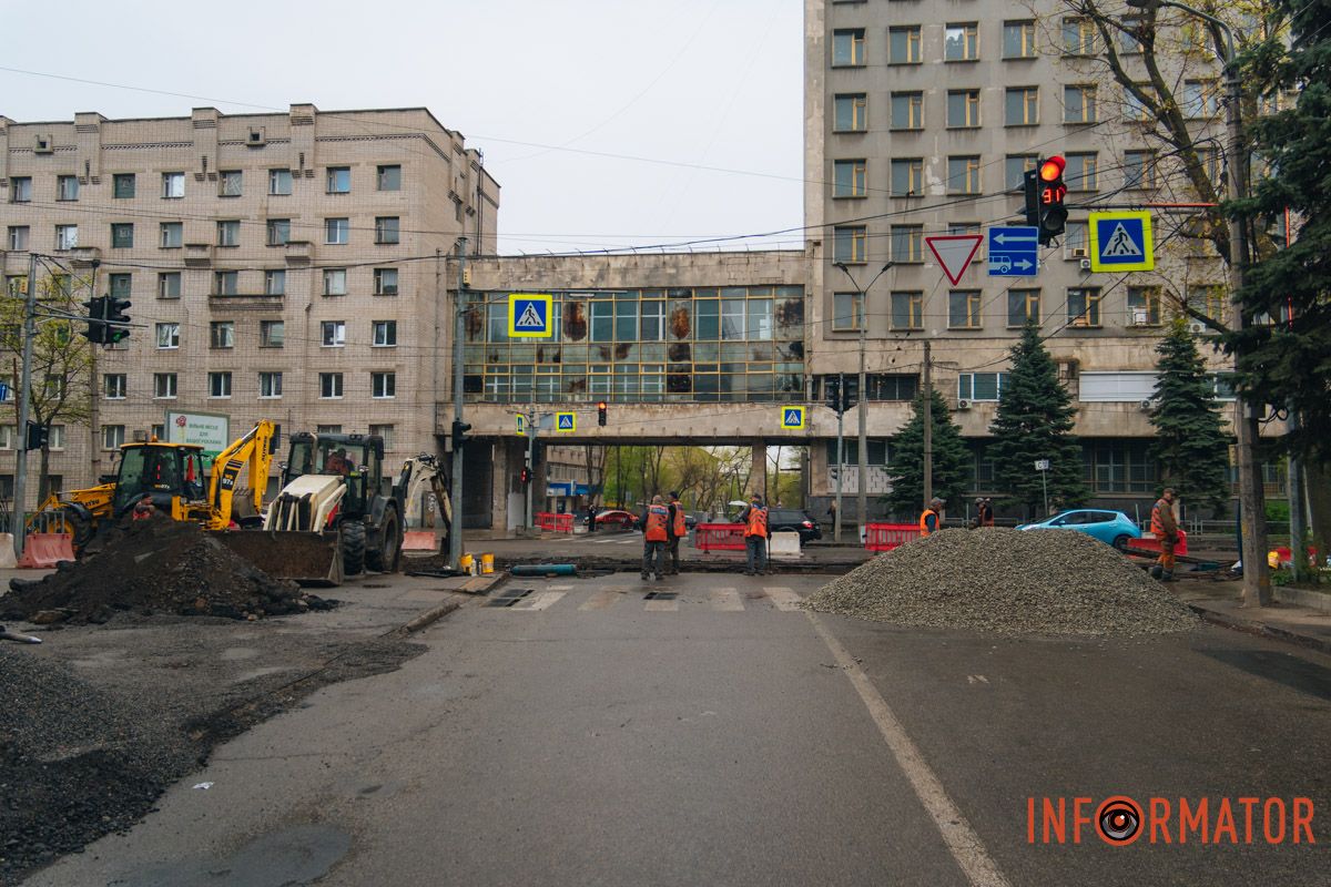 У Дніпрі перекрили вулицю Паторжинського: як курсує транспорт 13