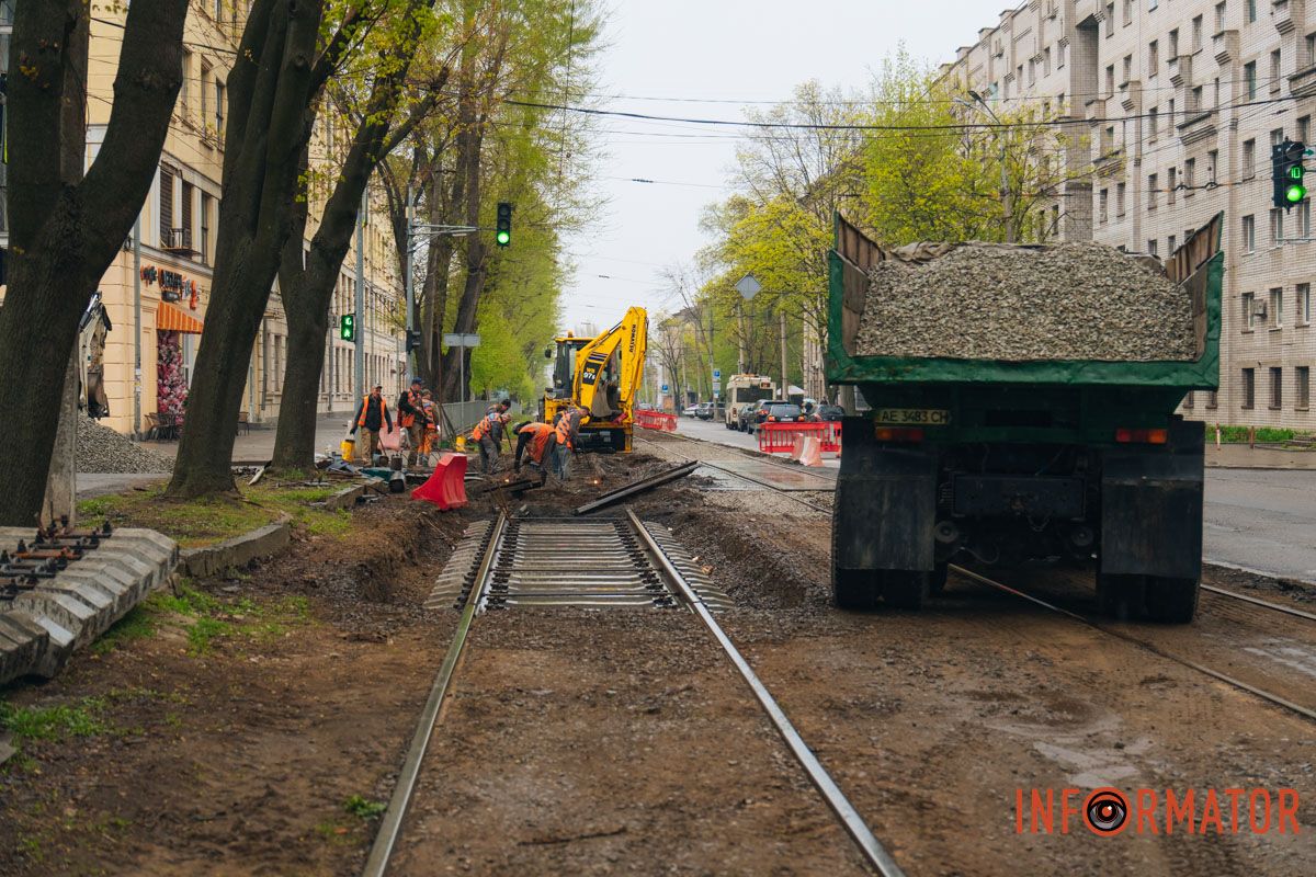 У Дніпрі перекрили вулицю Паторжинського: як курсує транспорт 19