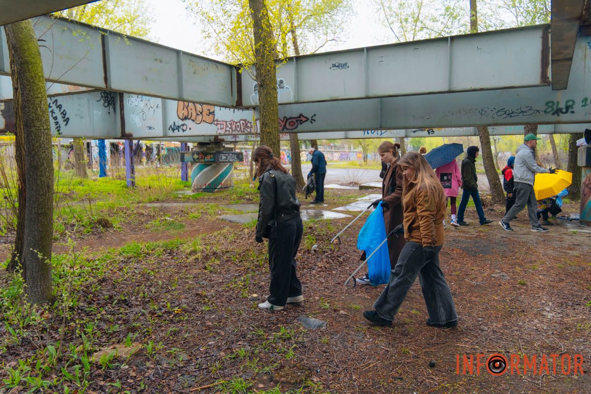 Разом прибираємо місто