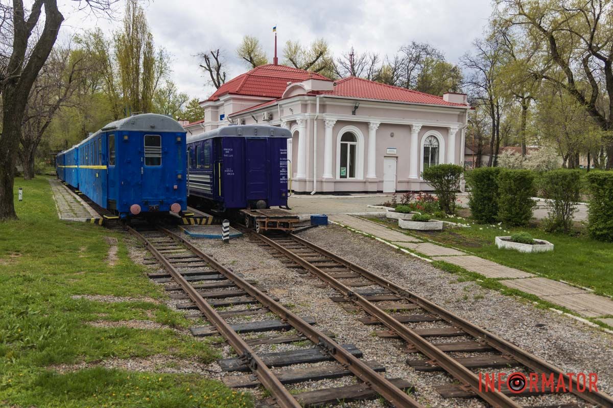 Дніпровська дитяча залізниця у парку імені Лазаря Глоби – перша в Україні, що працює сезонно