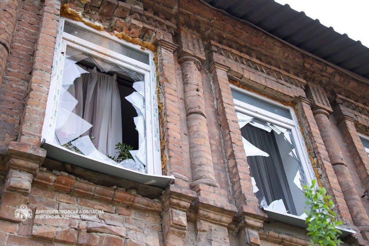 Ранковий ворожий удар по Дніпру: фото наслідків 3